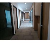 天津国际金融中心写字楼中等装修1200㎡