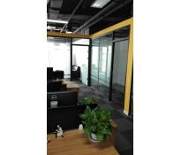 宝利国际广场0中等装修200㎡