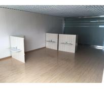 富裕中心0精装修300㎡