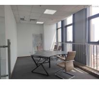 新华国金中心写字楼中等装修249㎡