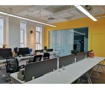 新华国金中心写字楼中等装修177㎡