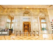 新华国金中心写字楼中等装修160㎡